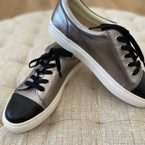 1901 brand new leather sneakers